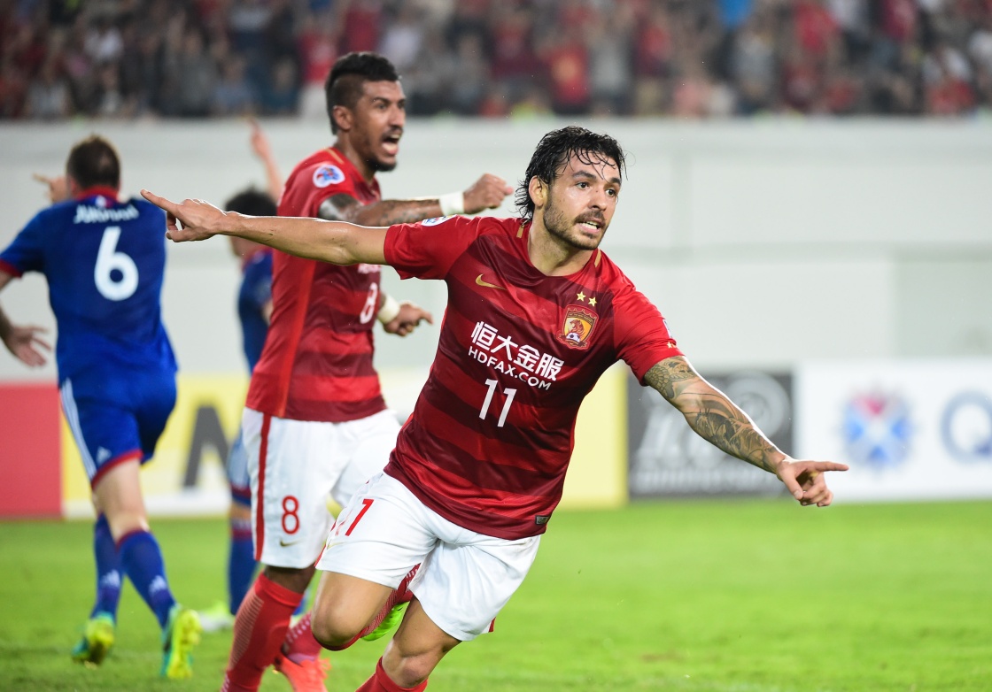 内山昂辉为什么叫老爷爷