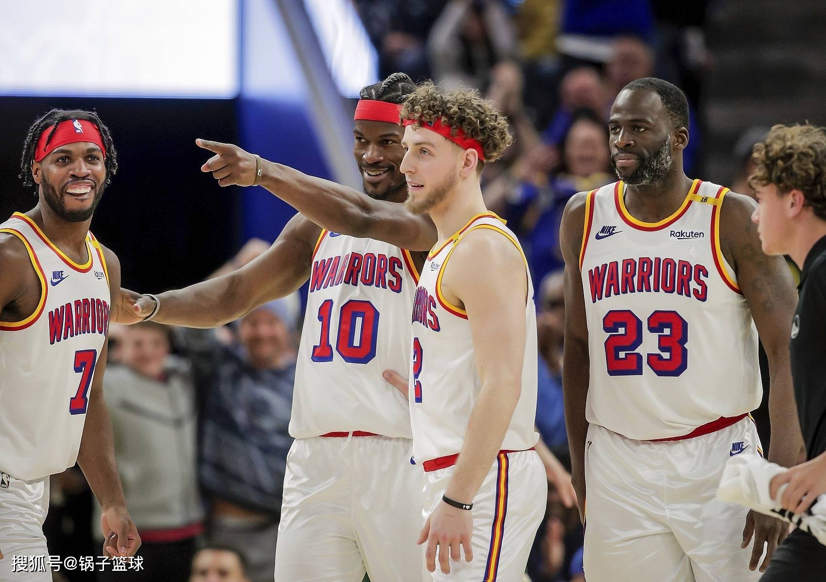 包含赛后突围战来临，波尔图围绕NBA常规赛调整名单，媒体盛赞，临场指挥获称赞的词条