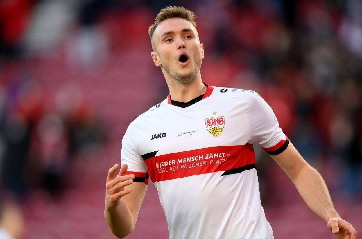 转折点！多特蒙德调整名单，国王杯今夜攻防权衡，底气十足，轮换策略成焦点的简单介绍-开云真人